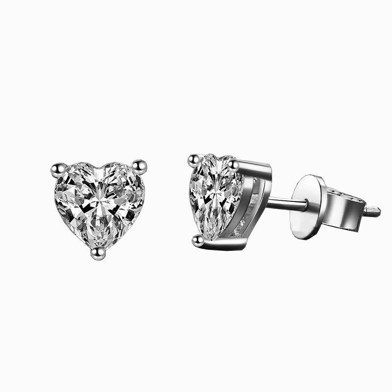 The Faye | Classic Heart Diamond Earrings