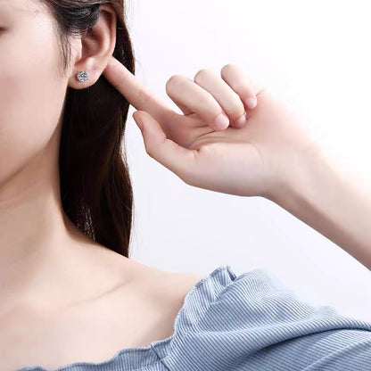 The Darlene | Four-Prong Round Diamond Stud Earrings