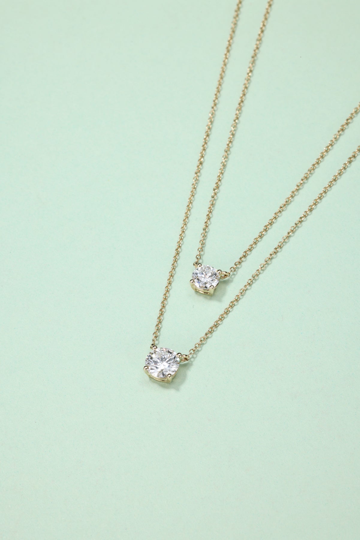 The Catherine | Pendant Round Diamond Necklace