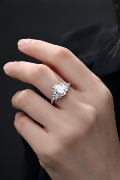 The Genevieve | Vintage Oval Ring
